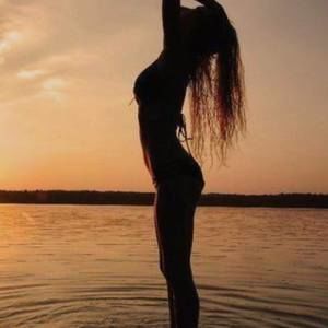 Meet your Posher, Lucy